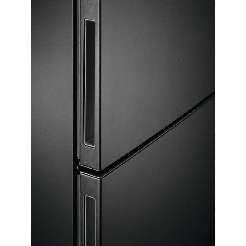 AEG RCB732E3MB Freestanding 60/40 Fridge Freezer Frost Free,Black Steel,E Rated