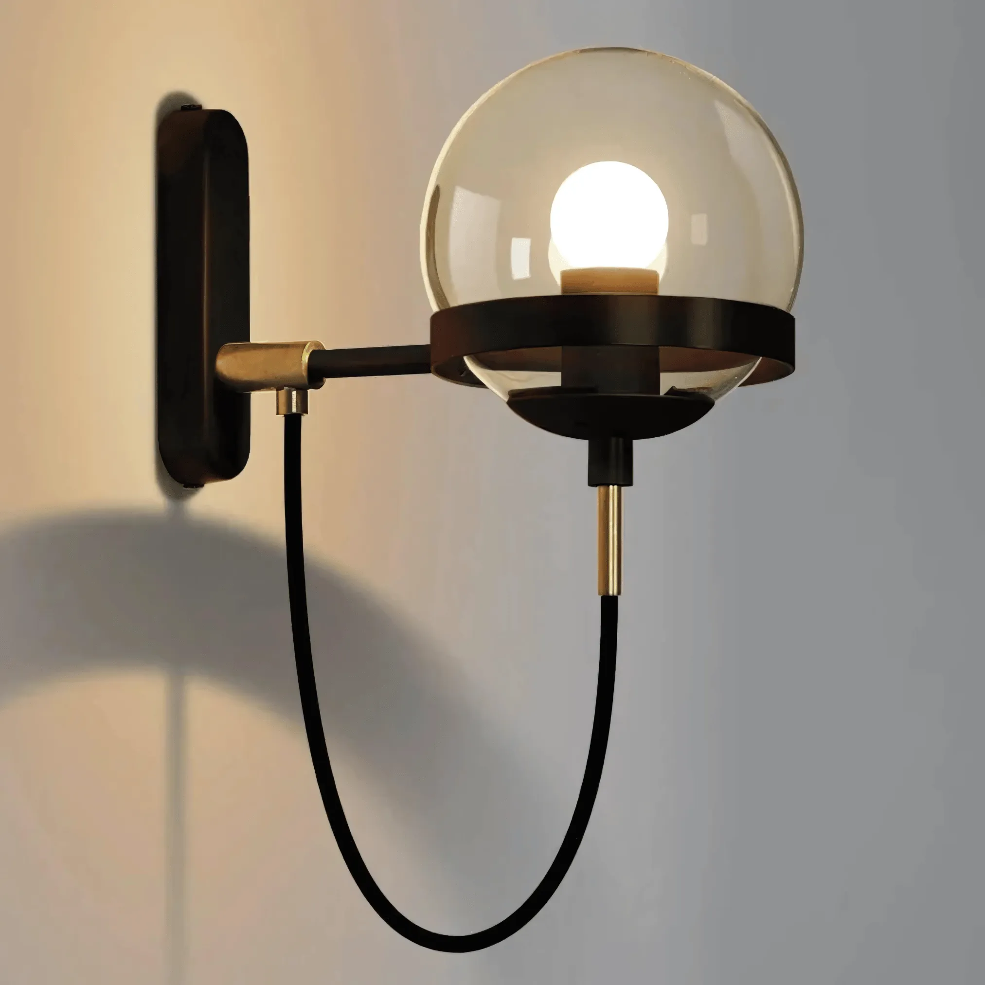 Molde - Round Sphere Wall Sconce