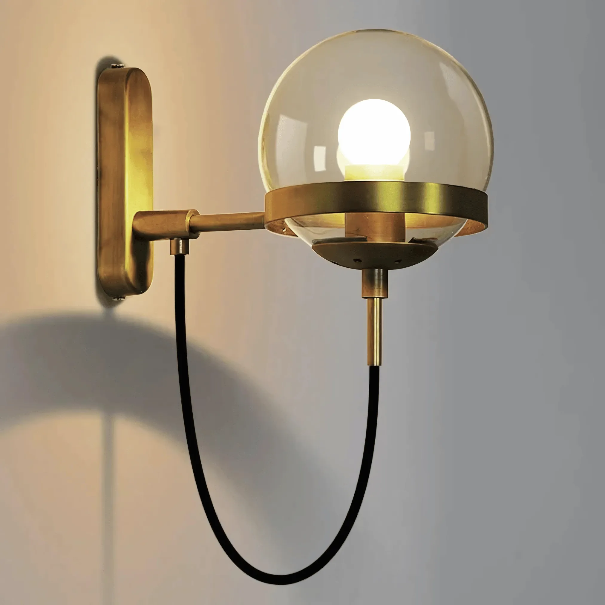 Molde - Round Sphere Wall Sconce