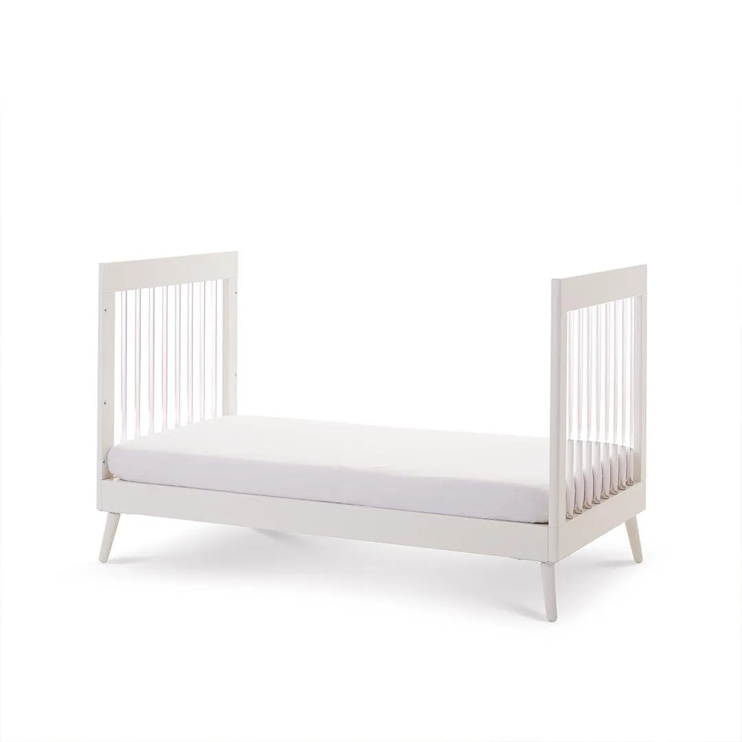 Obaby Maya Cot Bed - Scandi White   Acrylic